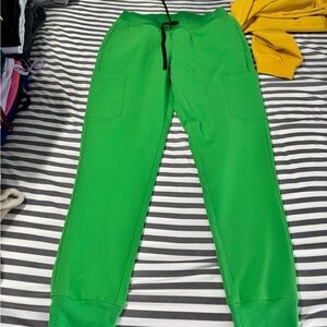 Mandala xs green joggers